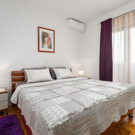 Apartment Morena Porec Bagian luar foto