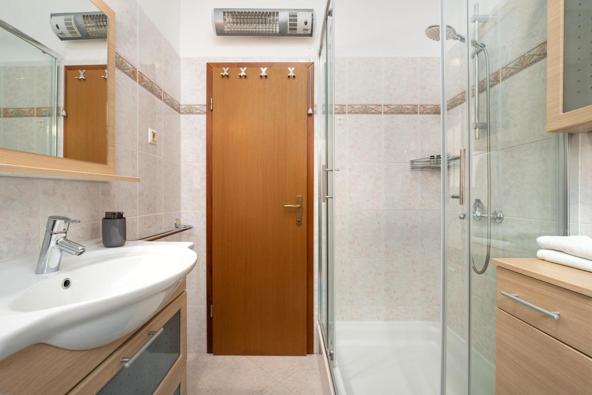 Apartment Morena Porec Bagian luar foto